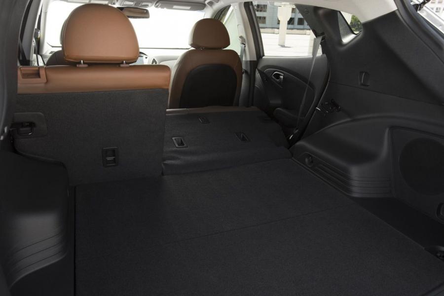  Hyundai Tucson 2014 года  (фото 22 из 39)